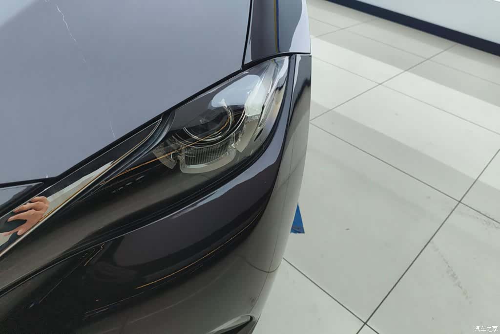 Mazda CX-4, 2019 все фото