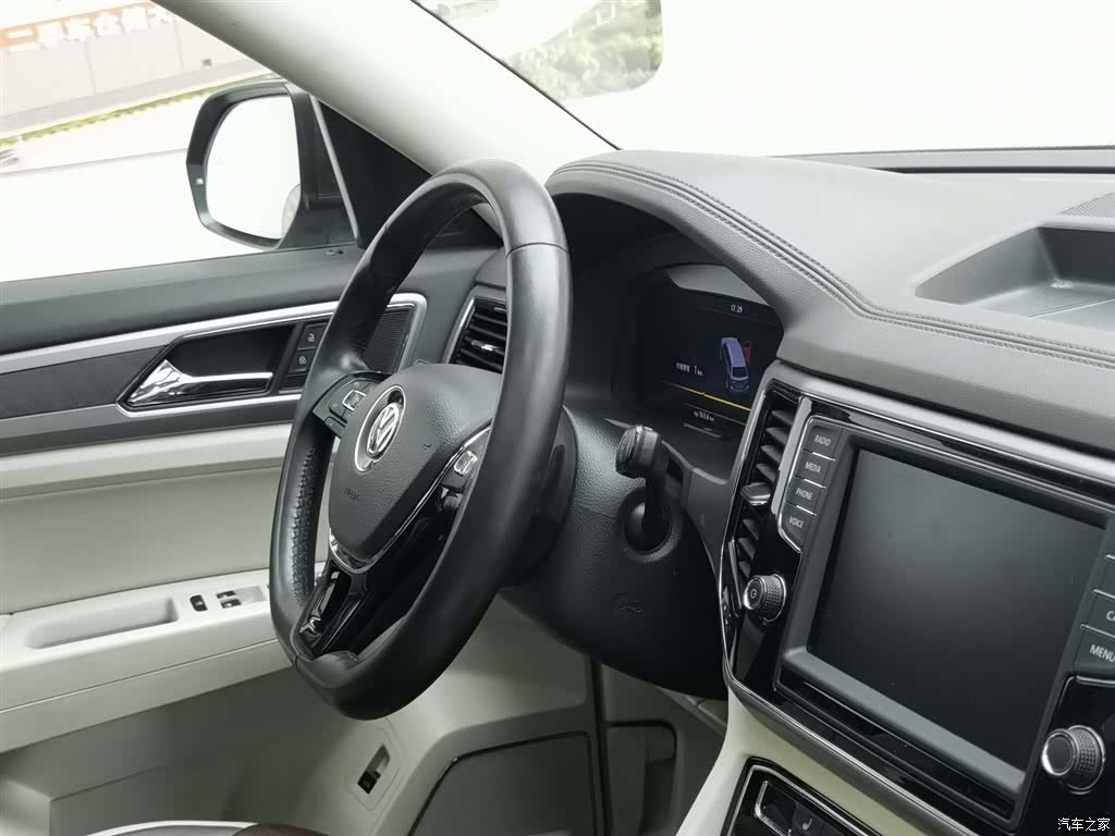 Volkswagen Teramont, 2017 22