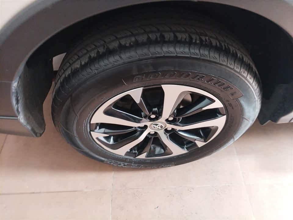 Toyota RAV4 Rongfang