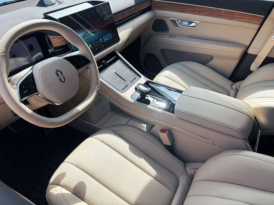 AITO Ask the world M7