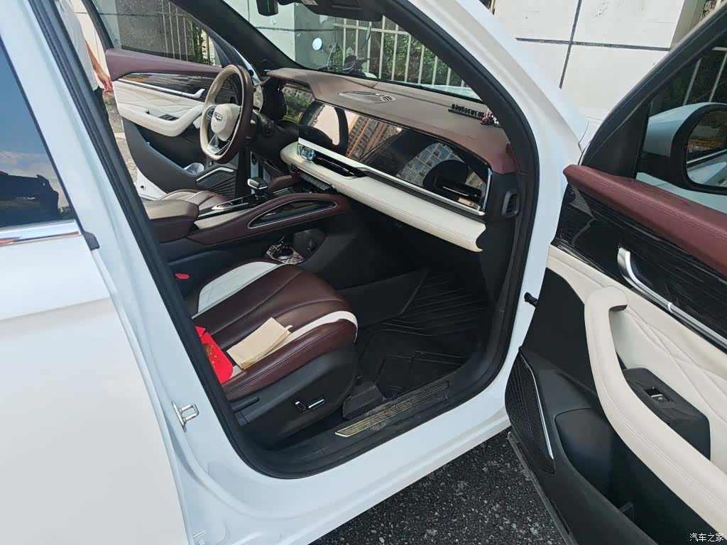 Geely Xingyue L, 2022 20