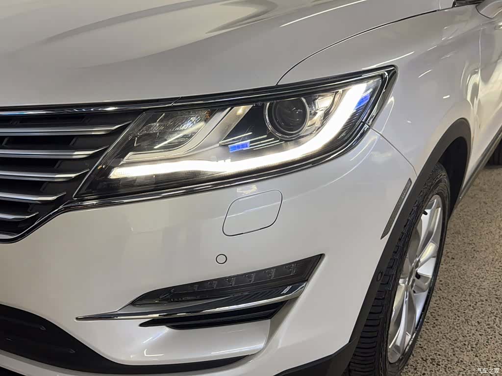 Lincoln MKC, 2017 25