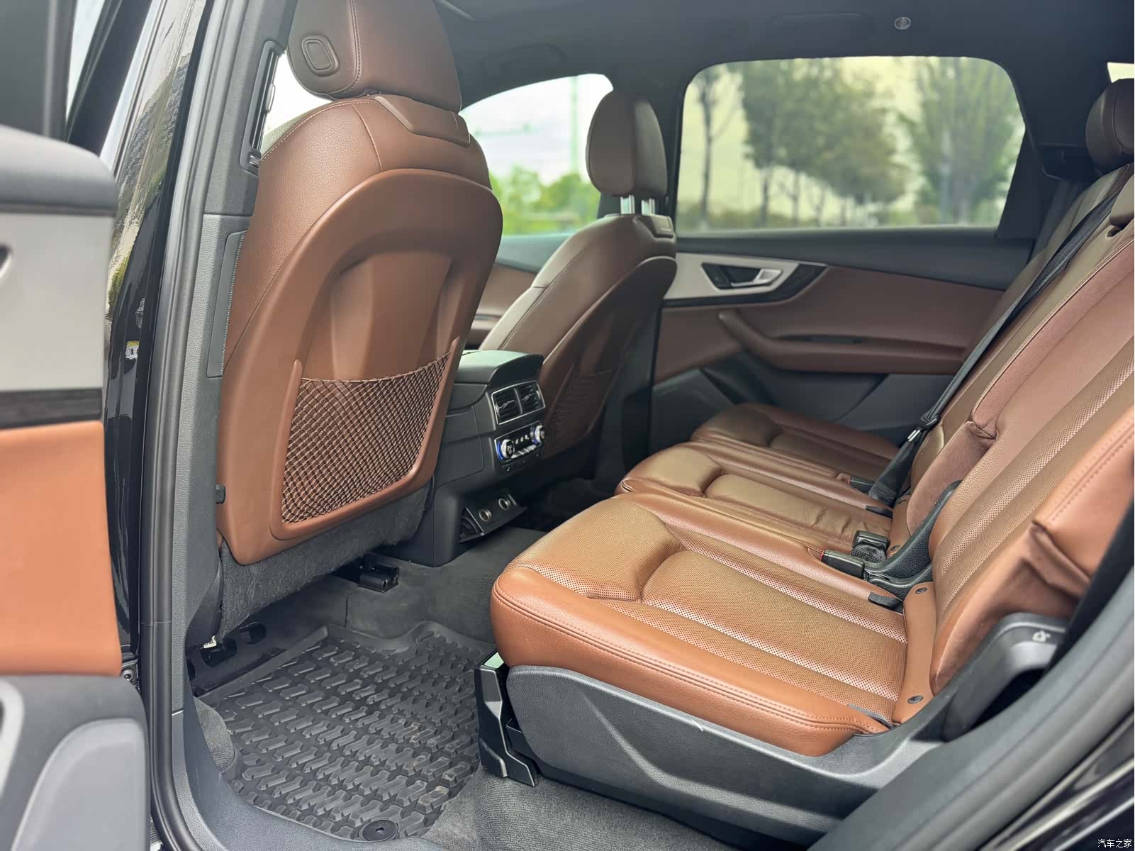 Audi Q7, 2016 6