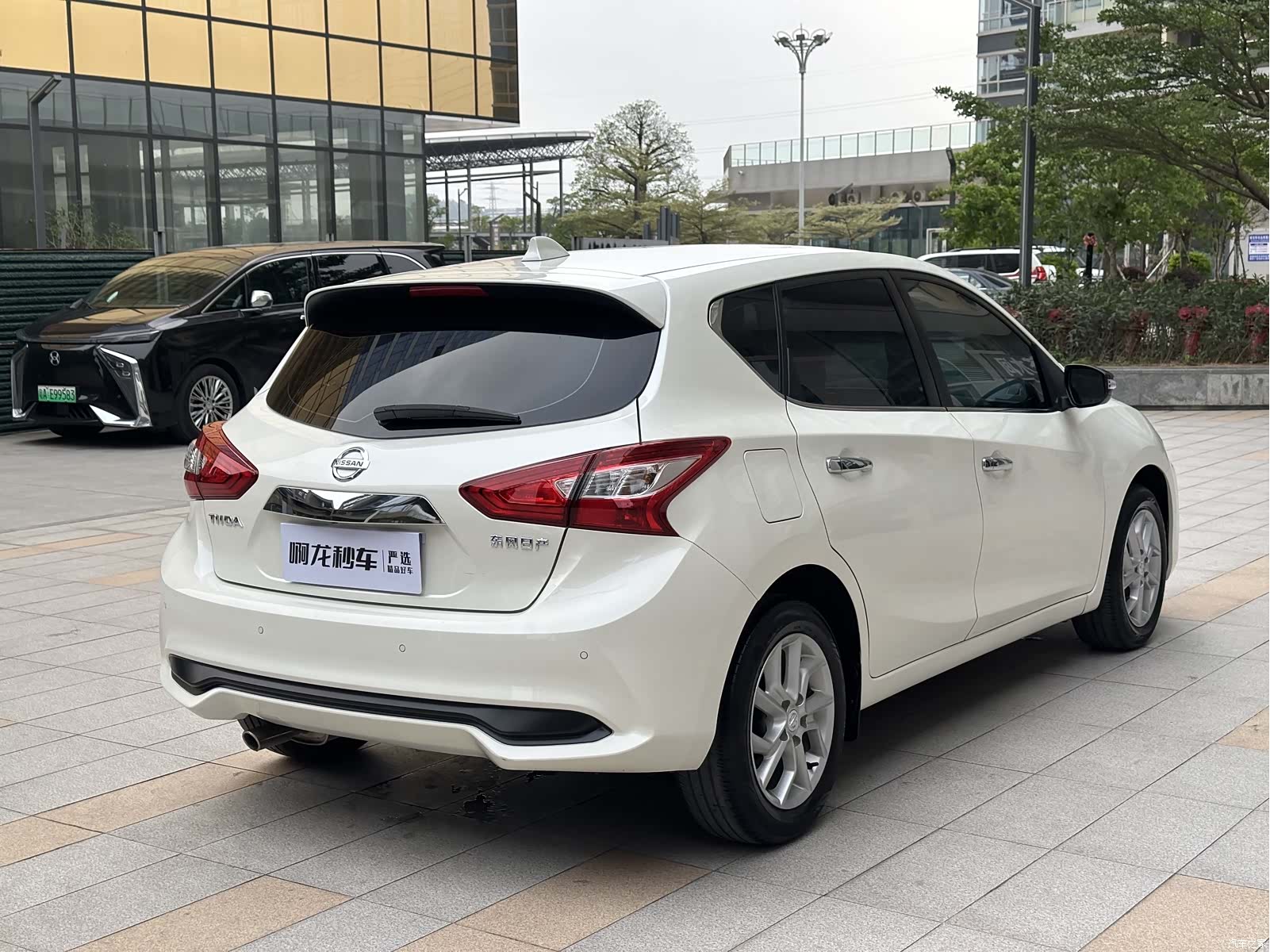 Nissan Tiida, 2021 6