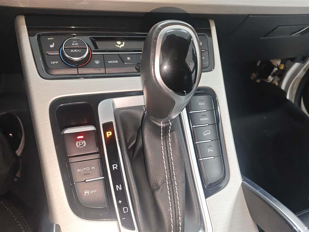 Geely Boyue, 2019 10