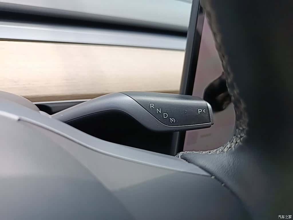 Tesla Model Y, 2021 14