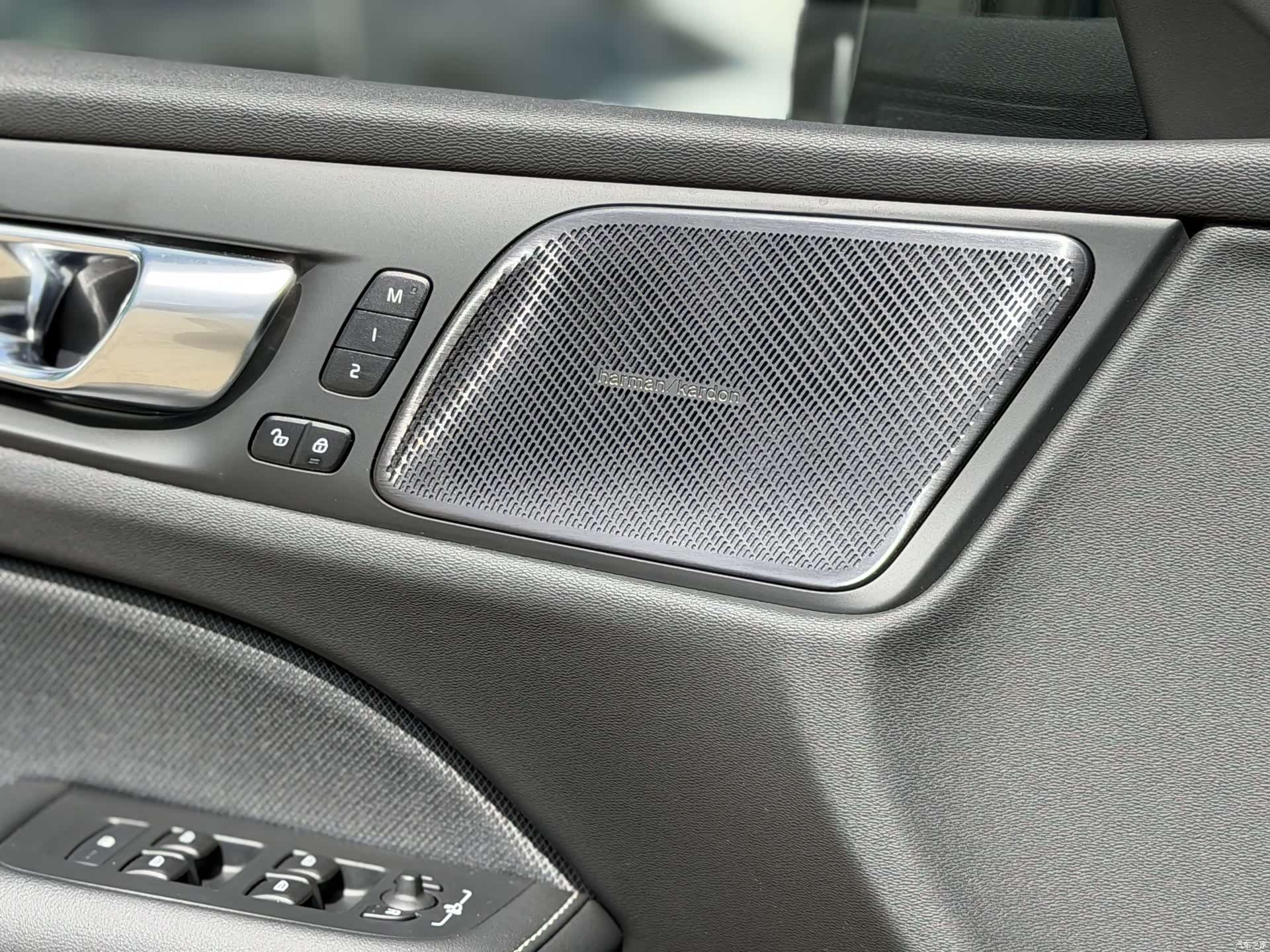 Volvo S60, 2024 9