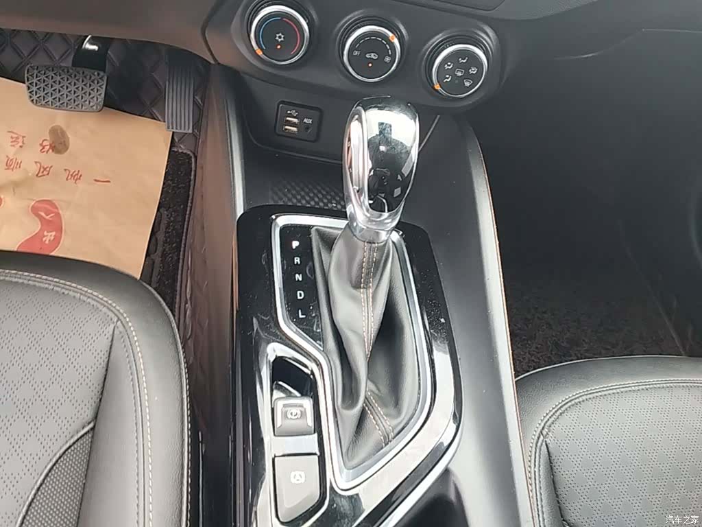 Buick Verano, 2022 14