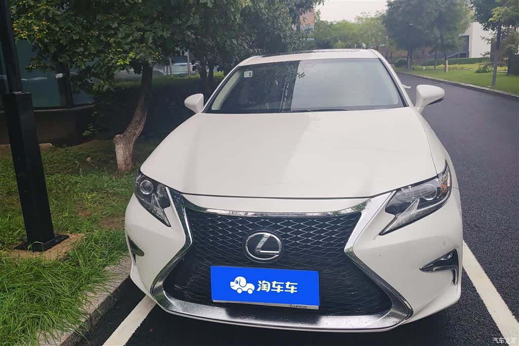 Lexus ES, 2017 2