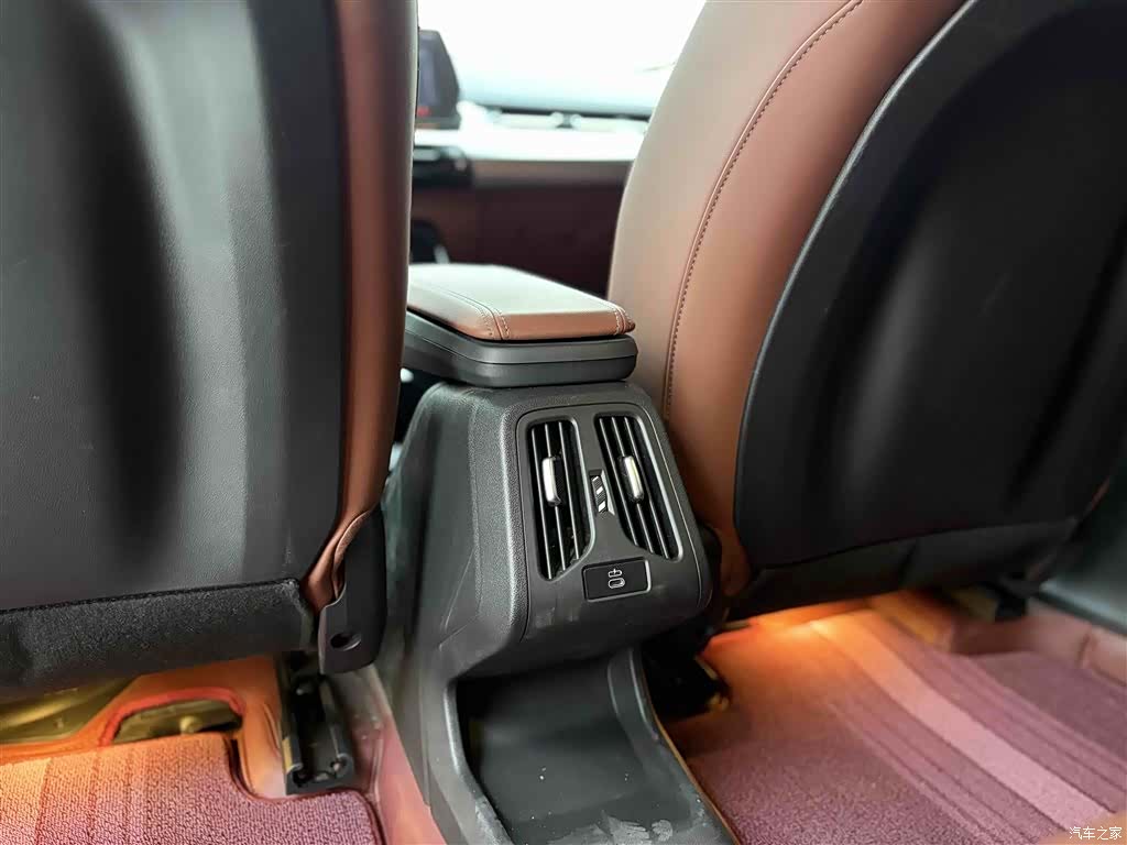 BMW iX1, 2026 28