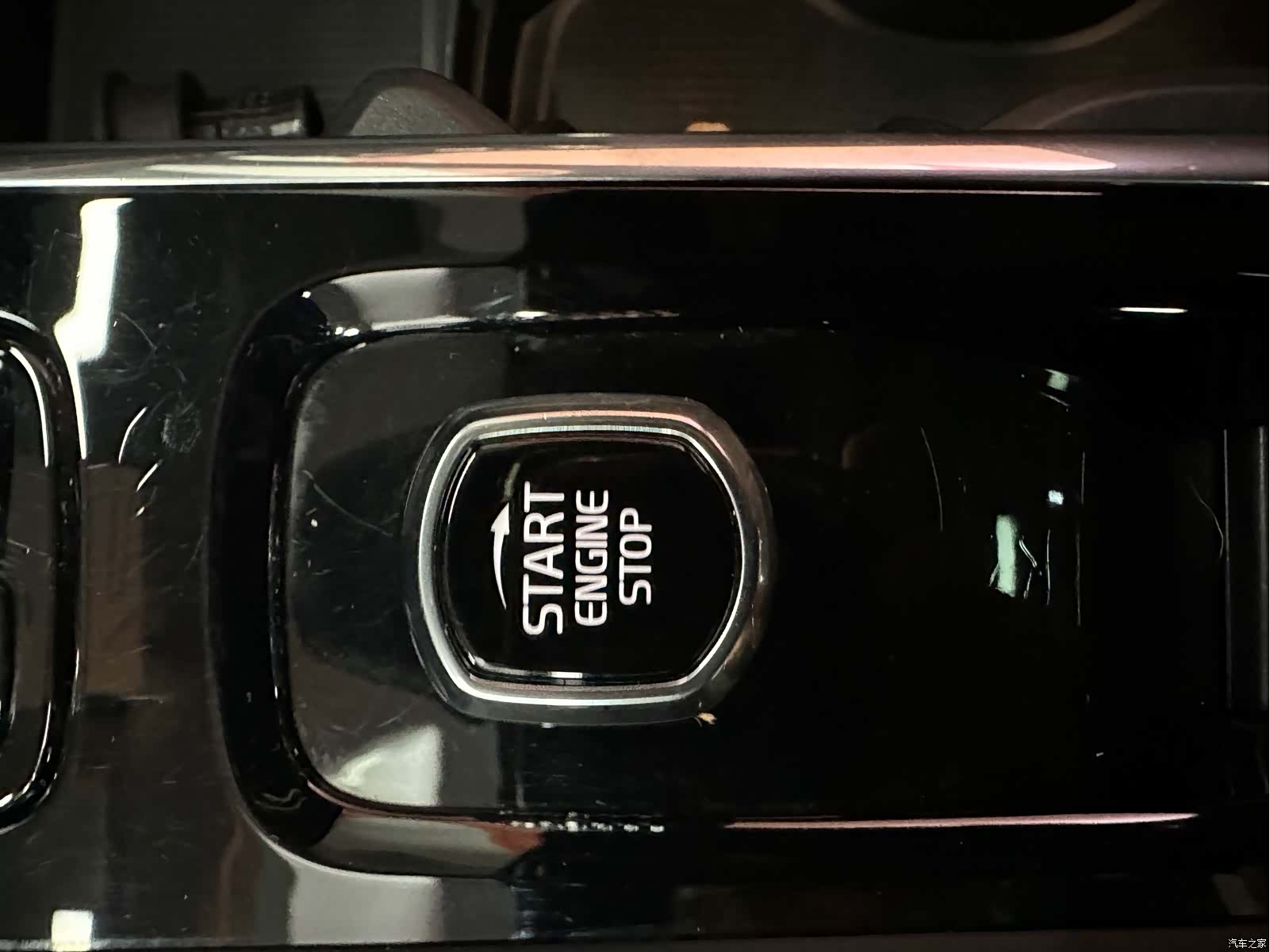 Volvo XC60, 2025 14