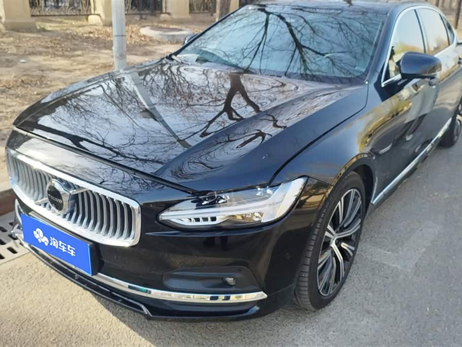 Volvo S90