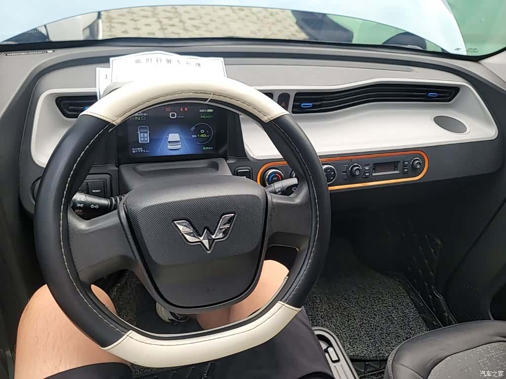 Wuling MINIEV, 2021 10