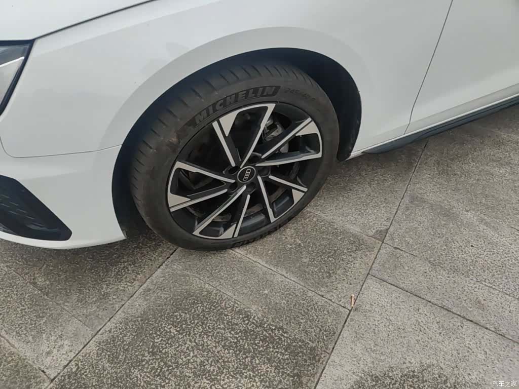 Audi A4L, 2023 23
