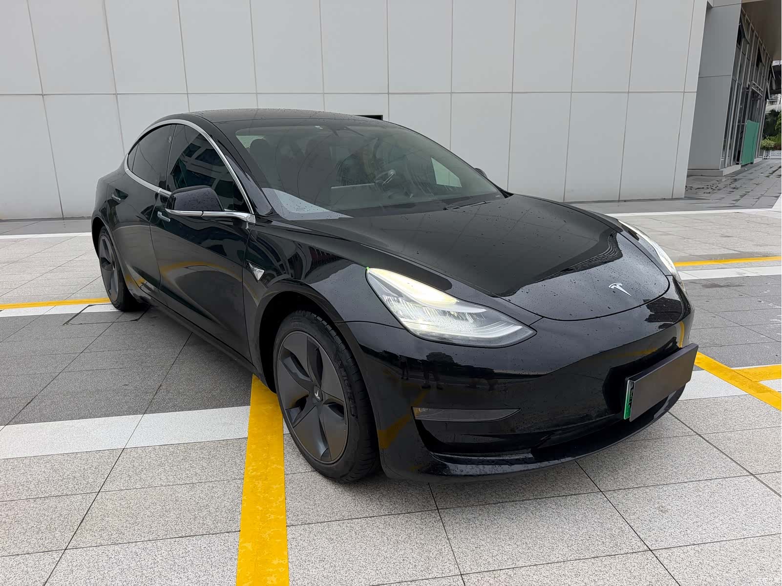 Tesla Model 3, 2019 1
