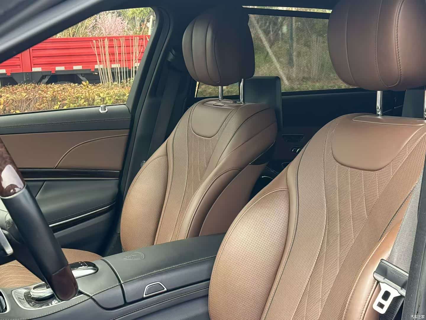 Maybach S-Class, 2018 11