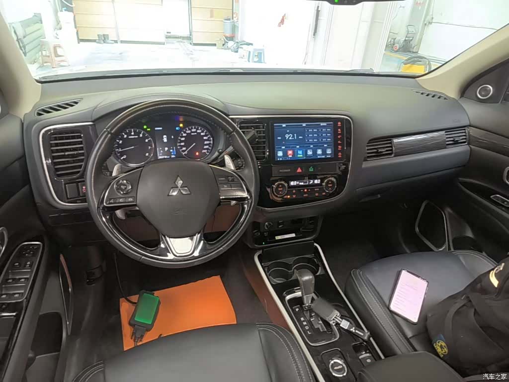 Mitsubishi Outlander, 2020 10