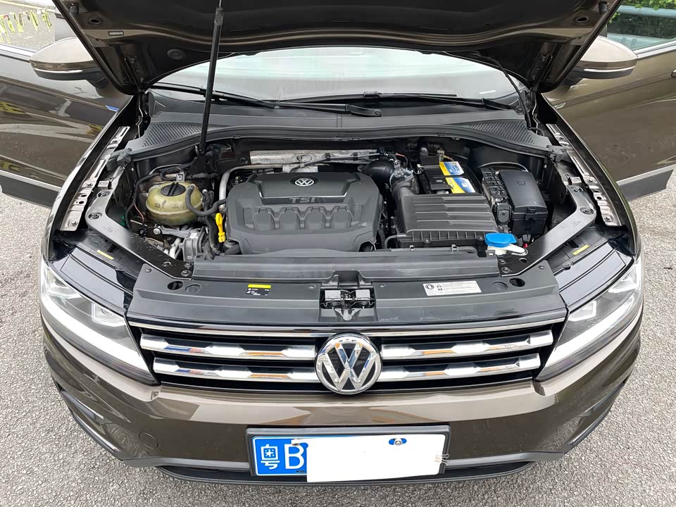 Volkswagen Tiguan L