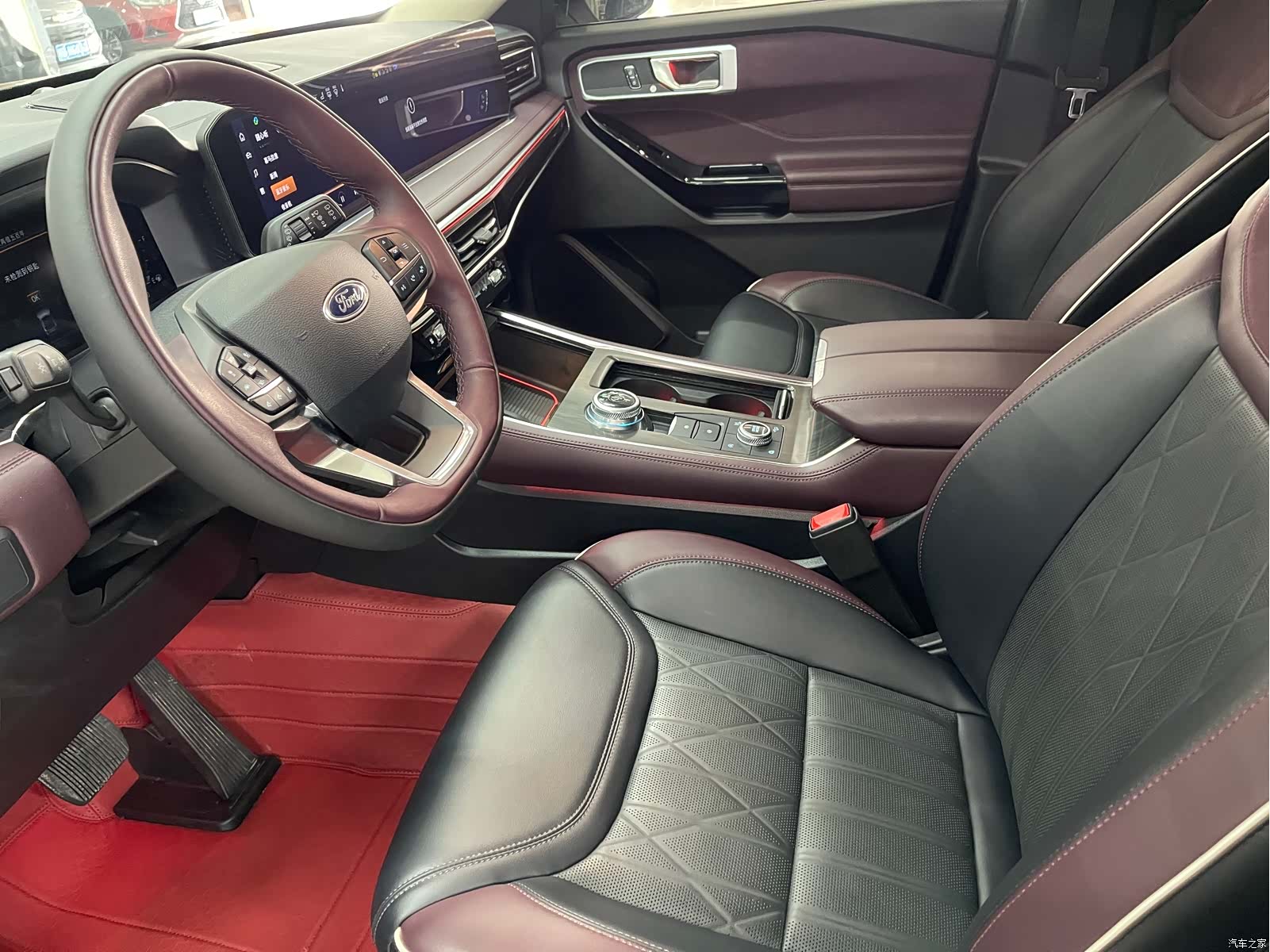 Ford Explorer, 2024 7
