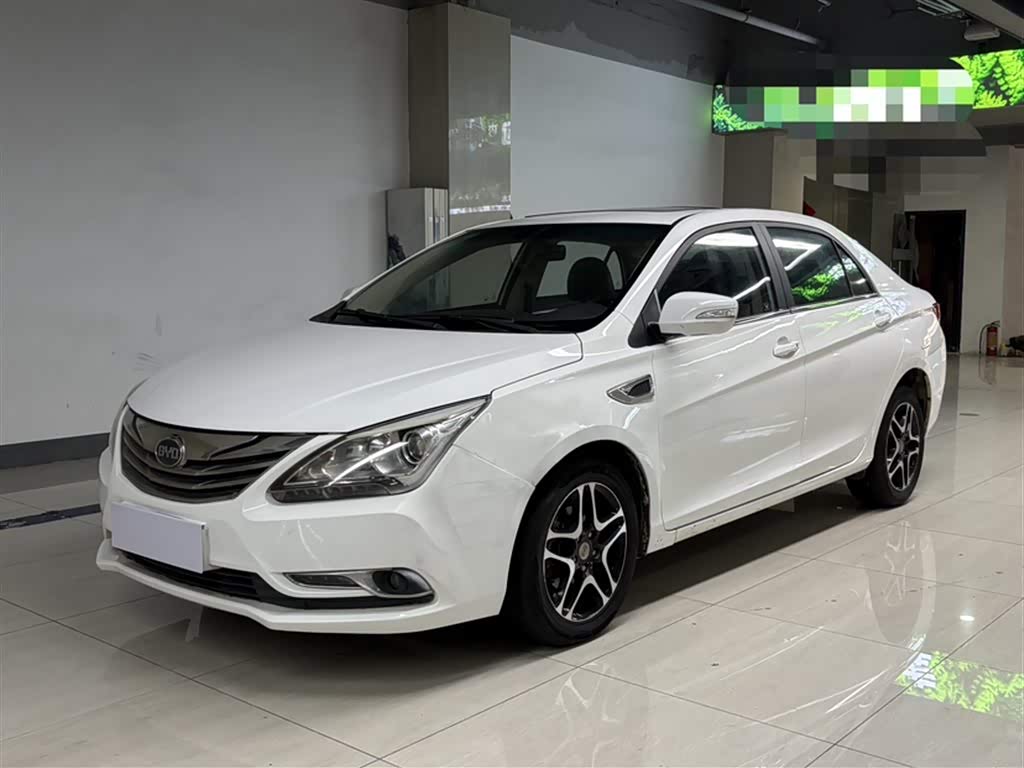 BYD G5