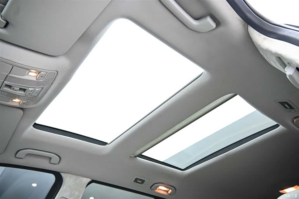 Mercedes-Benz GL-Class, 2015 33