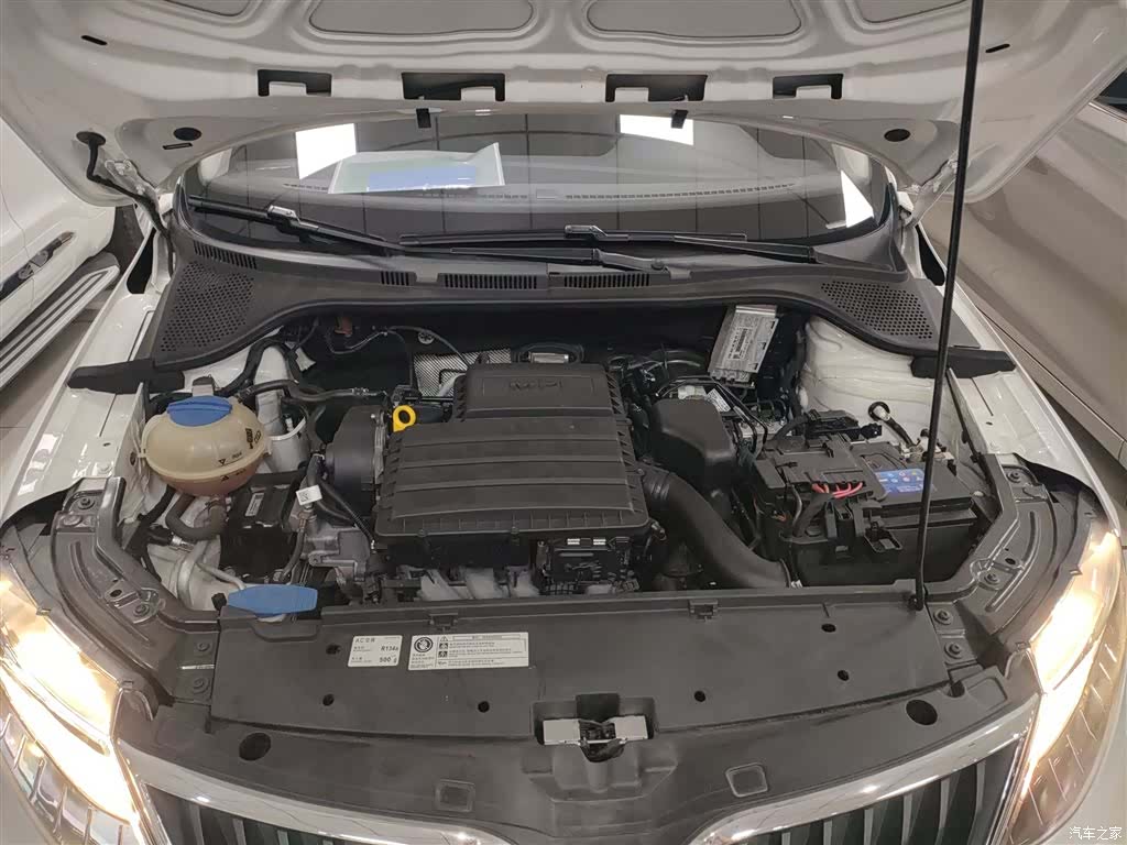 Skoda Rapid, 2019 19