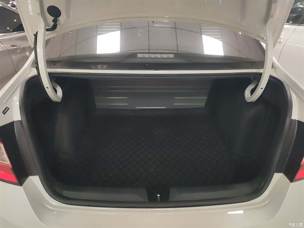 Skoda Rapid, 2019 18