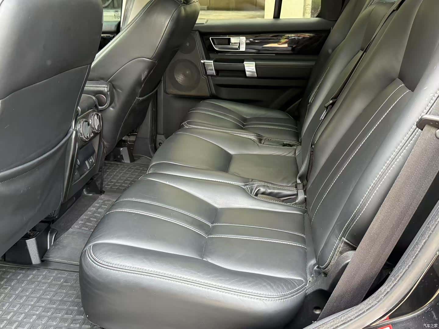Land Rover Discovery, 2011 7