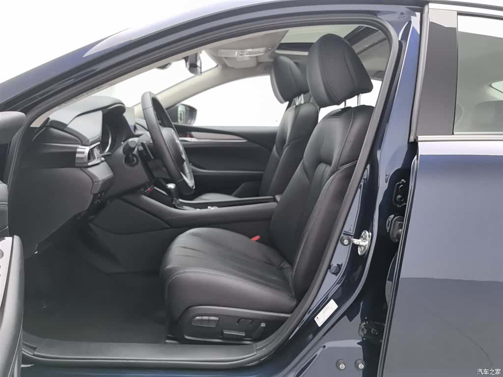 Mazda Atenza, 2023 10