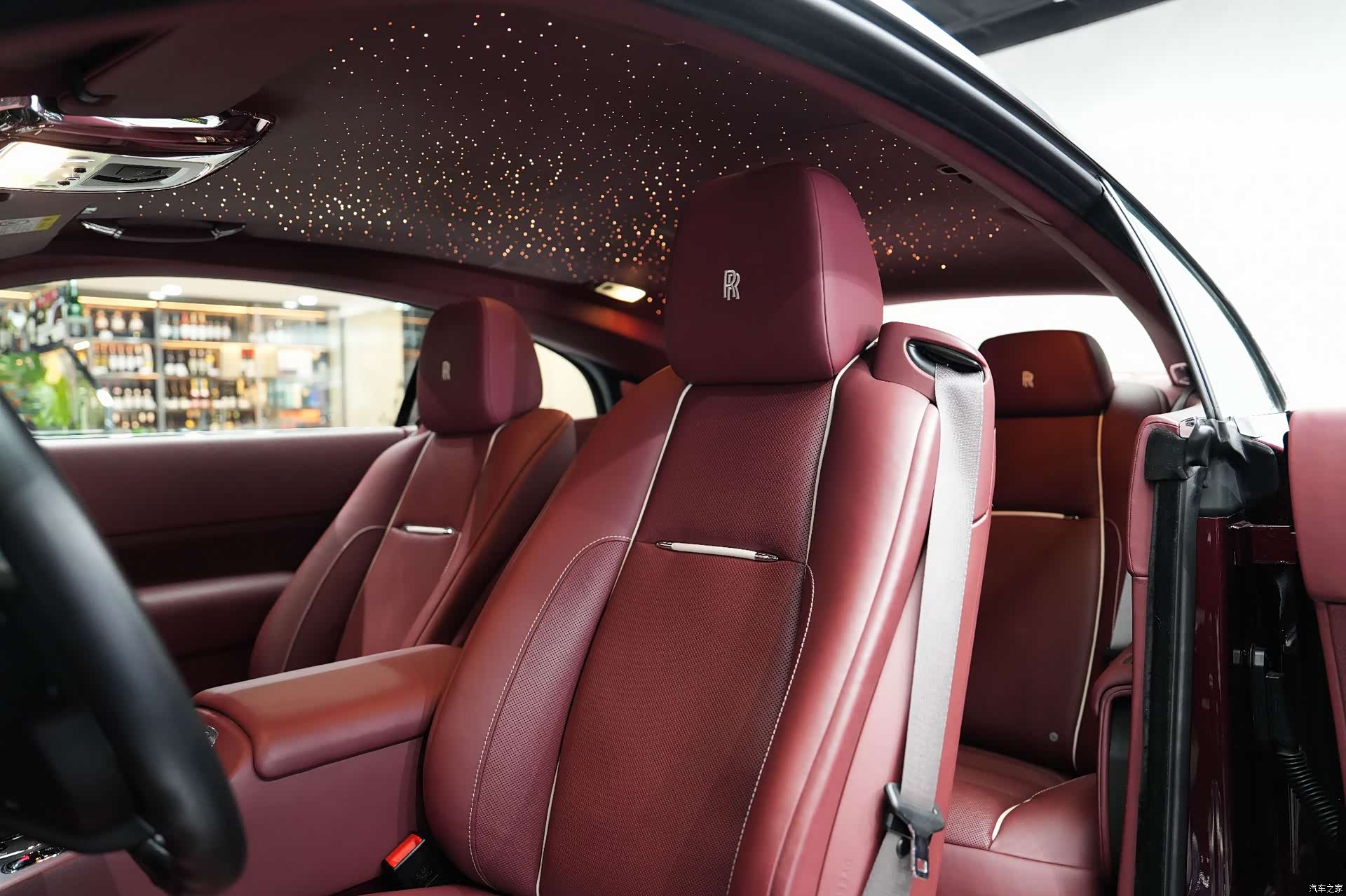 Rolls-Royce Wraith, 2019 19