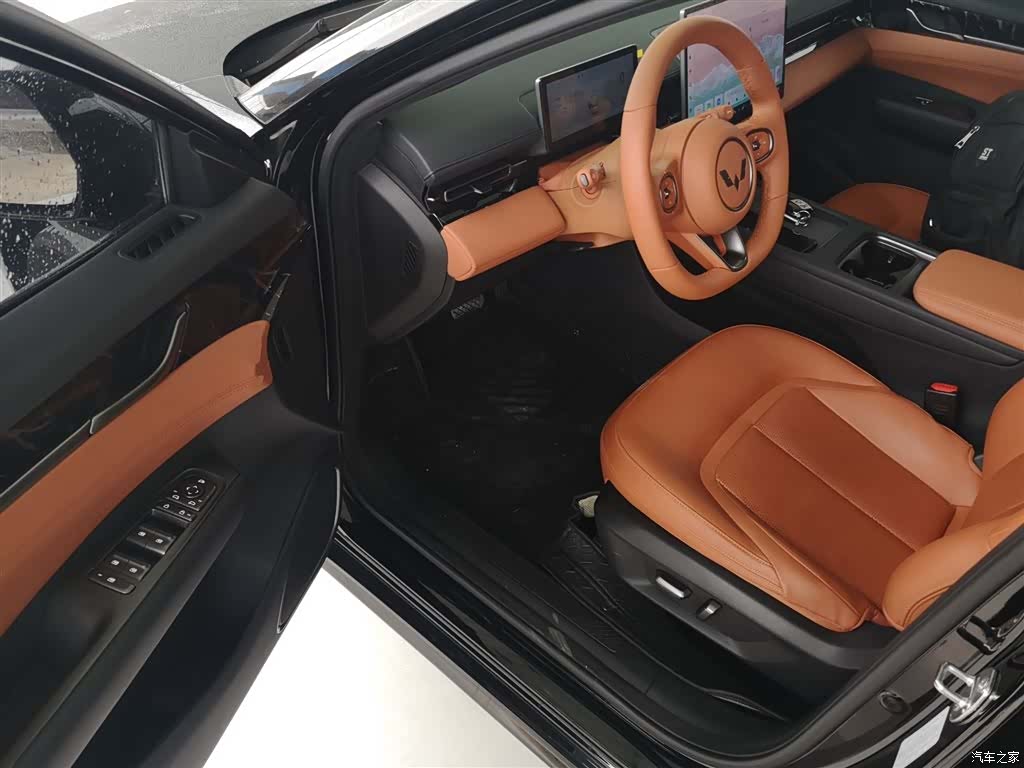Wuling Starlight, 2025 12
