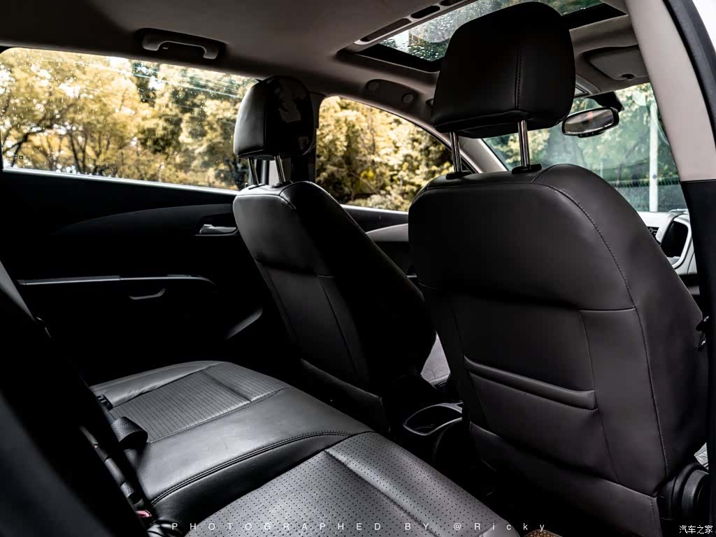 Chevrolet SX, 2011 9