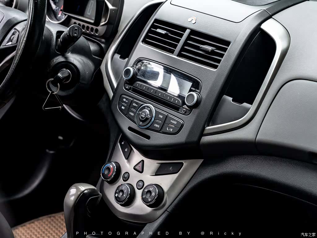 Chevrolet SX, 2011 все фото