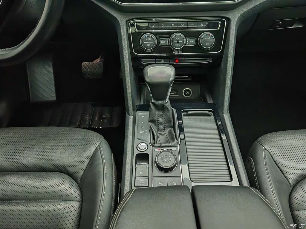 Volkswagen Teramont, 2018 13