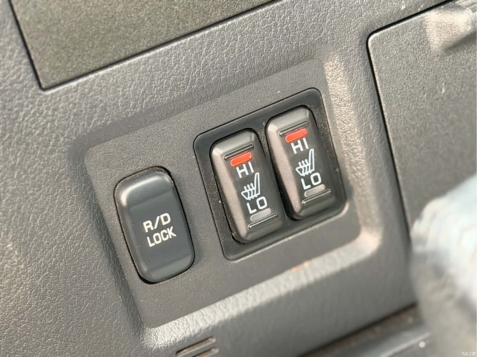 Mitsubishi Pajero, 2017 18