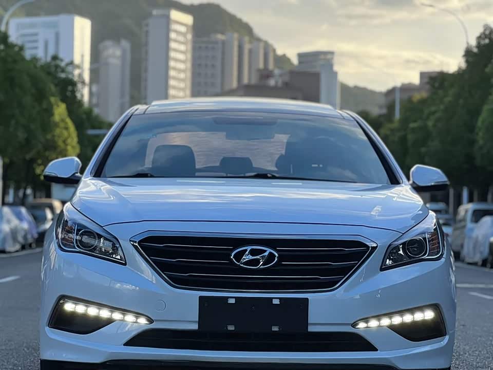 Hyundai Sonata Hyundai Sonata