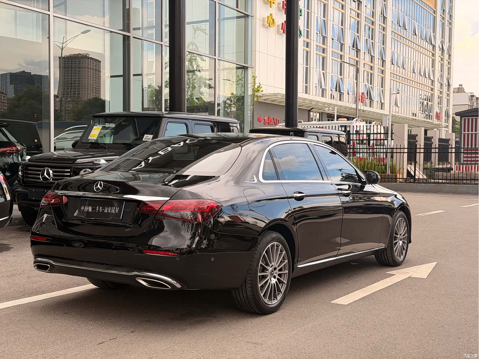 Mercedes-Benz E-Class, 2023 8