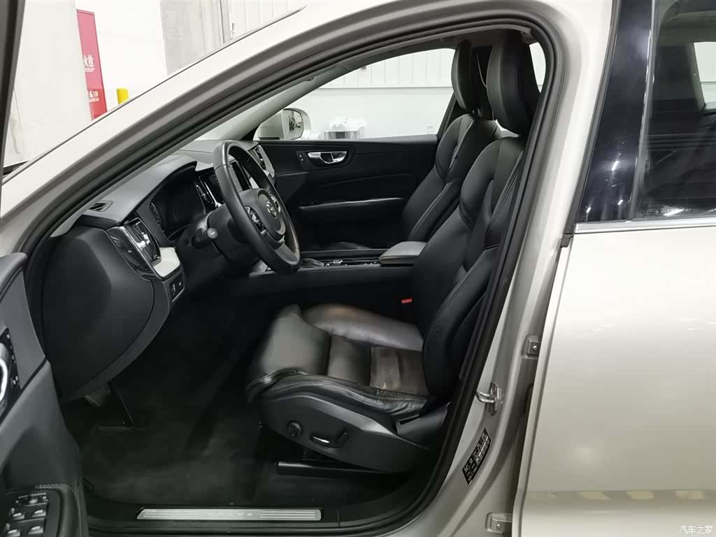 Volvo XC60, 2018 10
