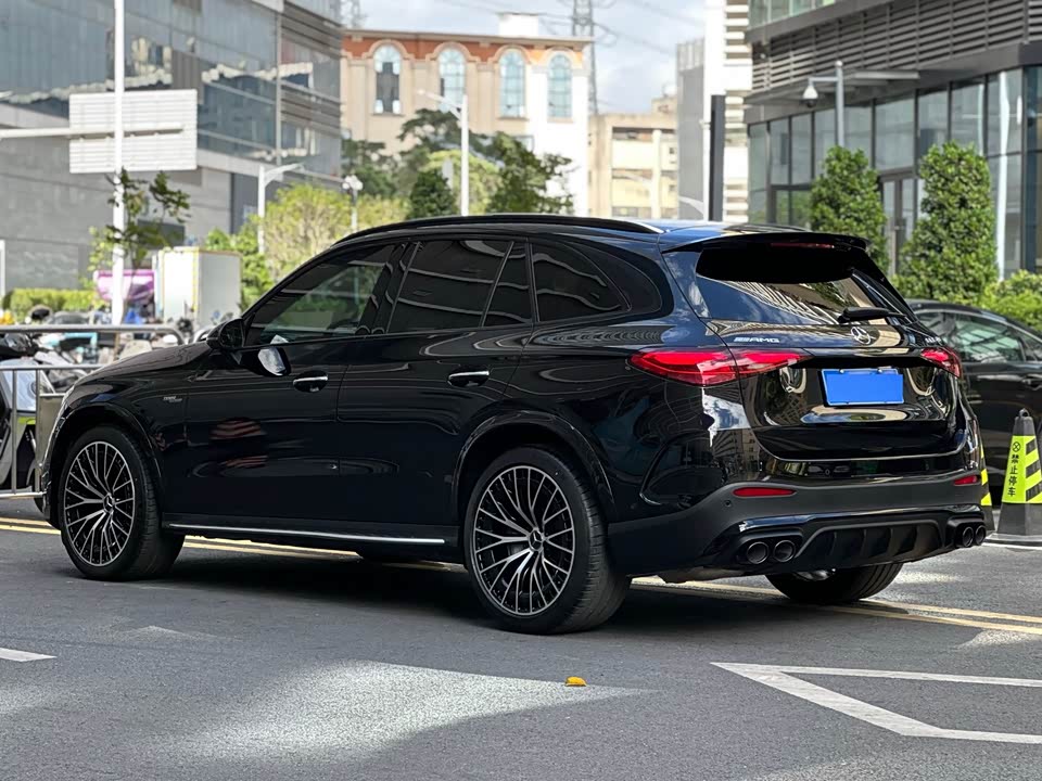Mercedes-Benz GLC AMG