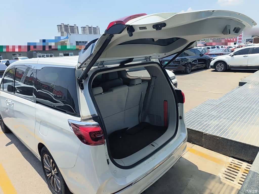 Buick GL8, 2023 19
