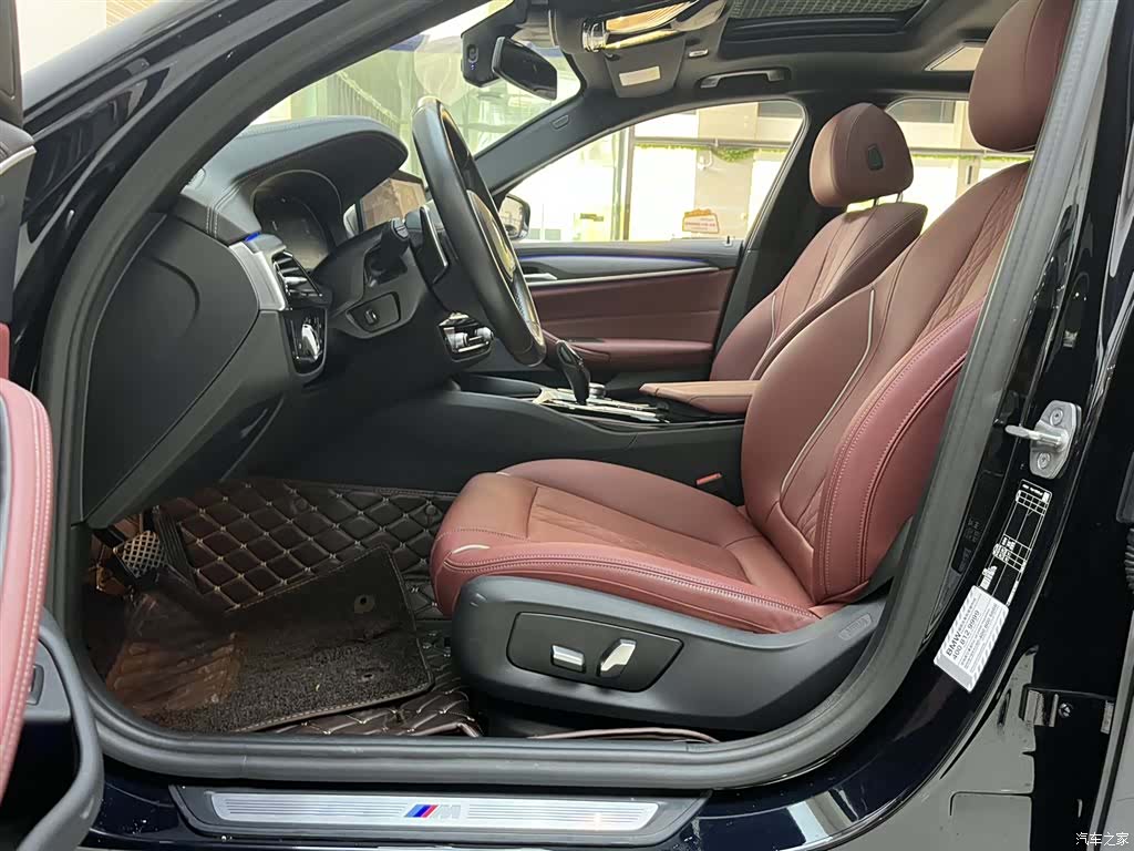 BMW 5 Series, 2023 13