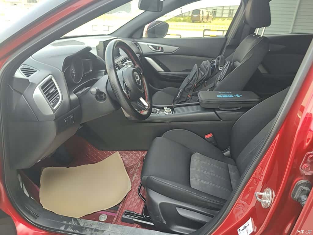 Mazda CX-4, 2019 15