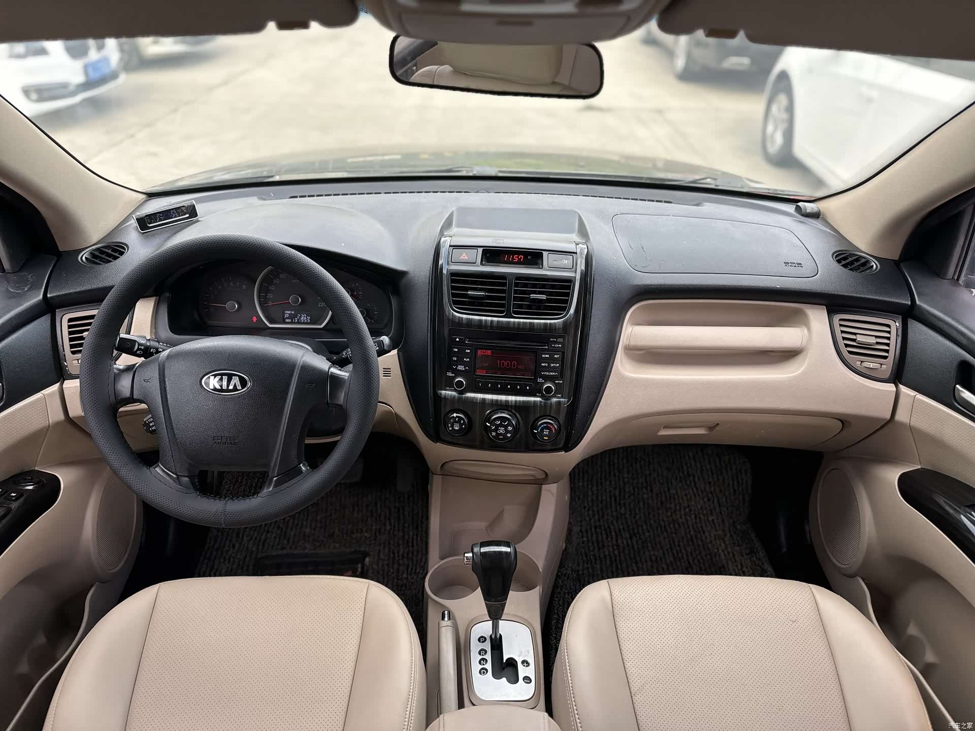 Kia GL, 2015 8