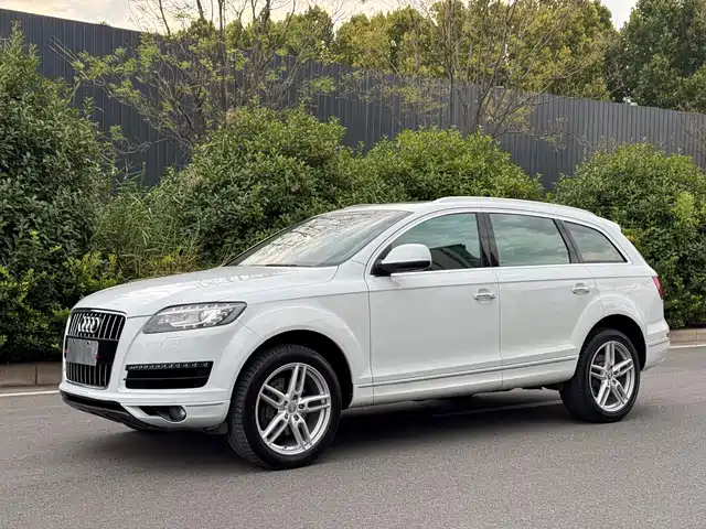 Audi Q7 2012 — купить из Китая под заказ