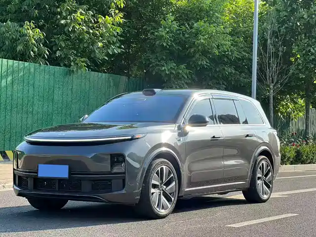 Li Auto L9 2023 — купить из Китая под заказ