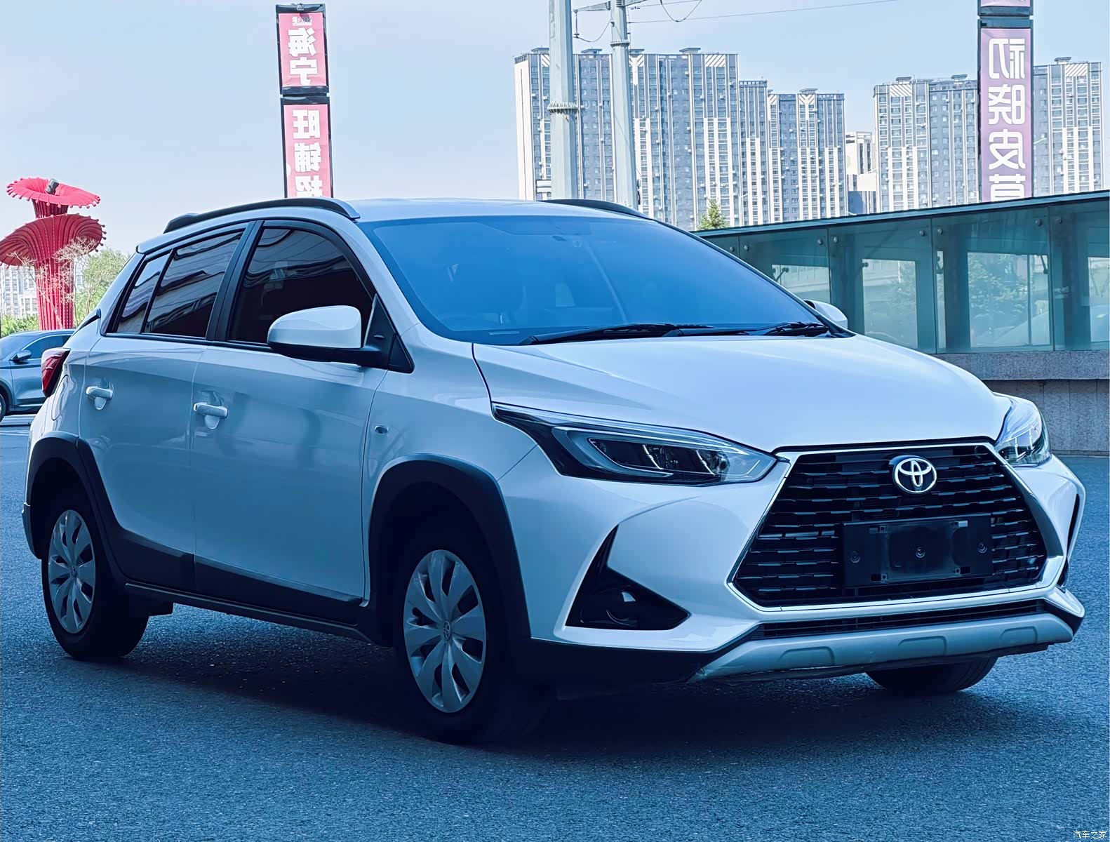 Toyota YARiS L, 2022 20