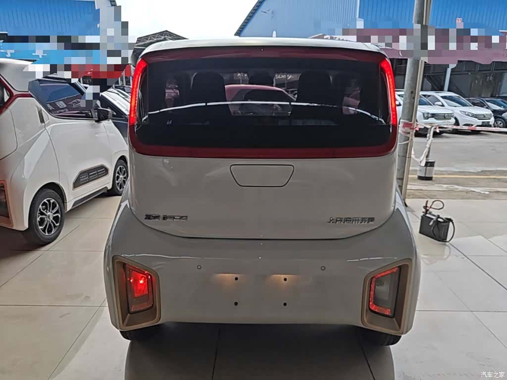 Wuling E200, 2020 6