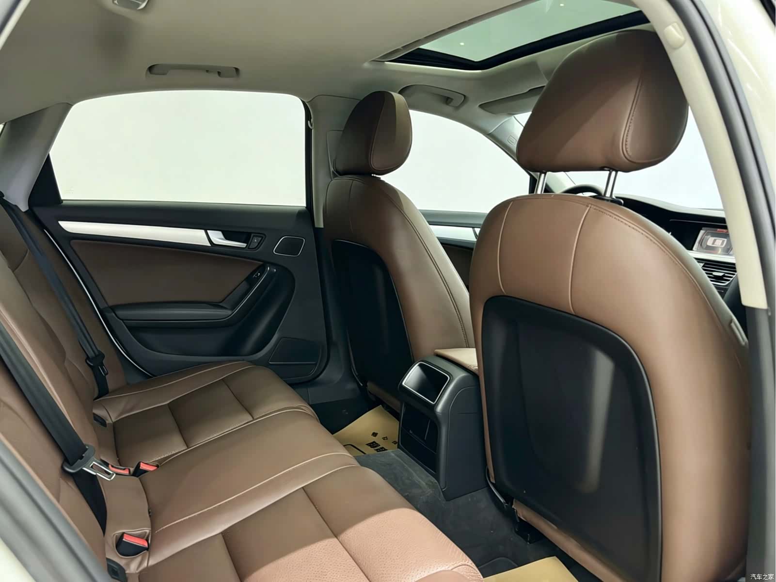 Audi A4L, 2014 14