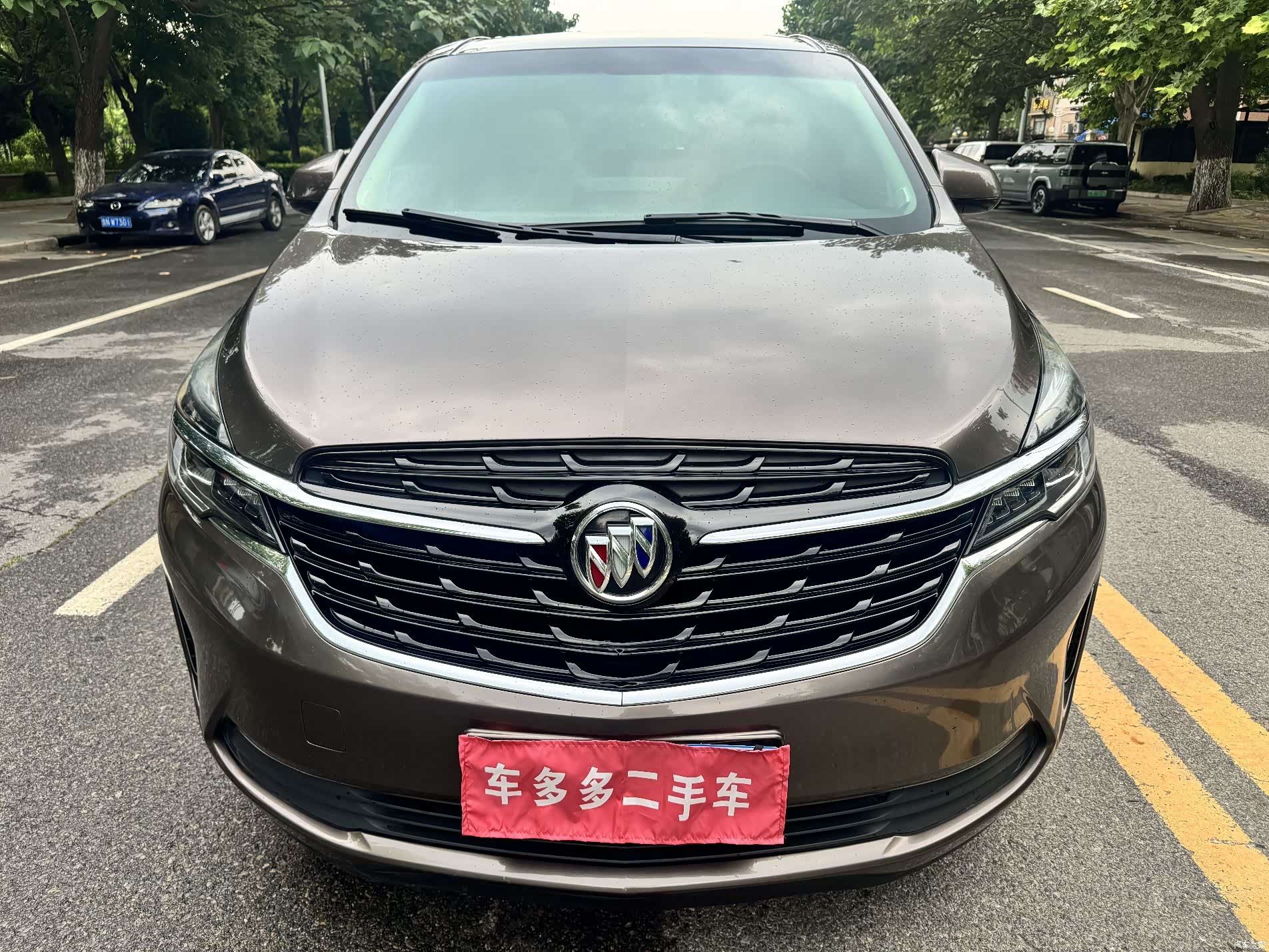 Buick GL8, 2022 3