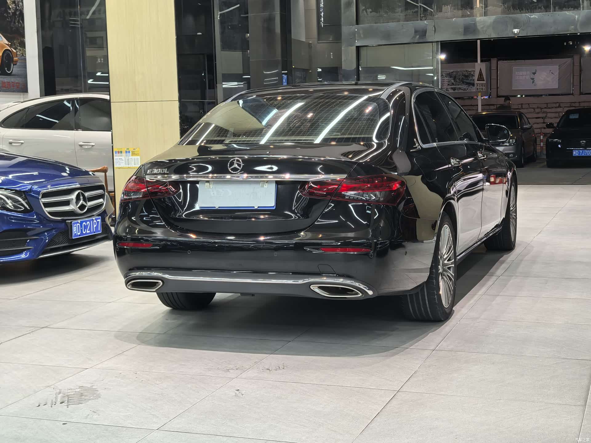 Mercedes-Benz E-Class, 2022 4